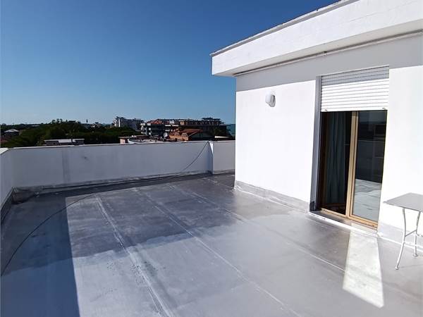 ATTICO CON VISTA SUL MARE