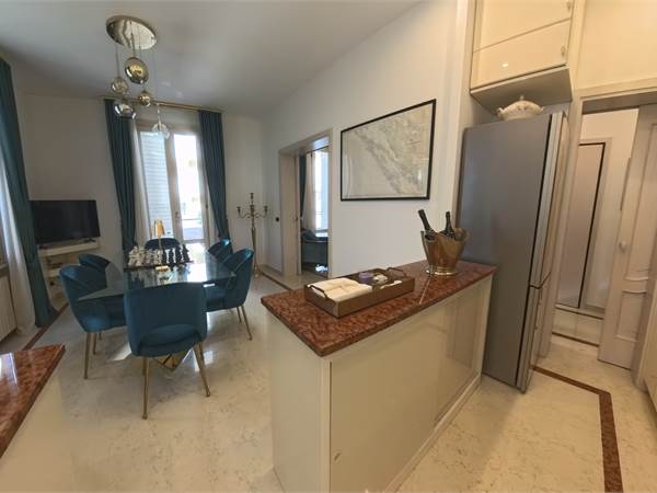 PROPRIETA' SIGNORILE A MARINA CENTRO